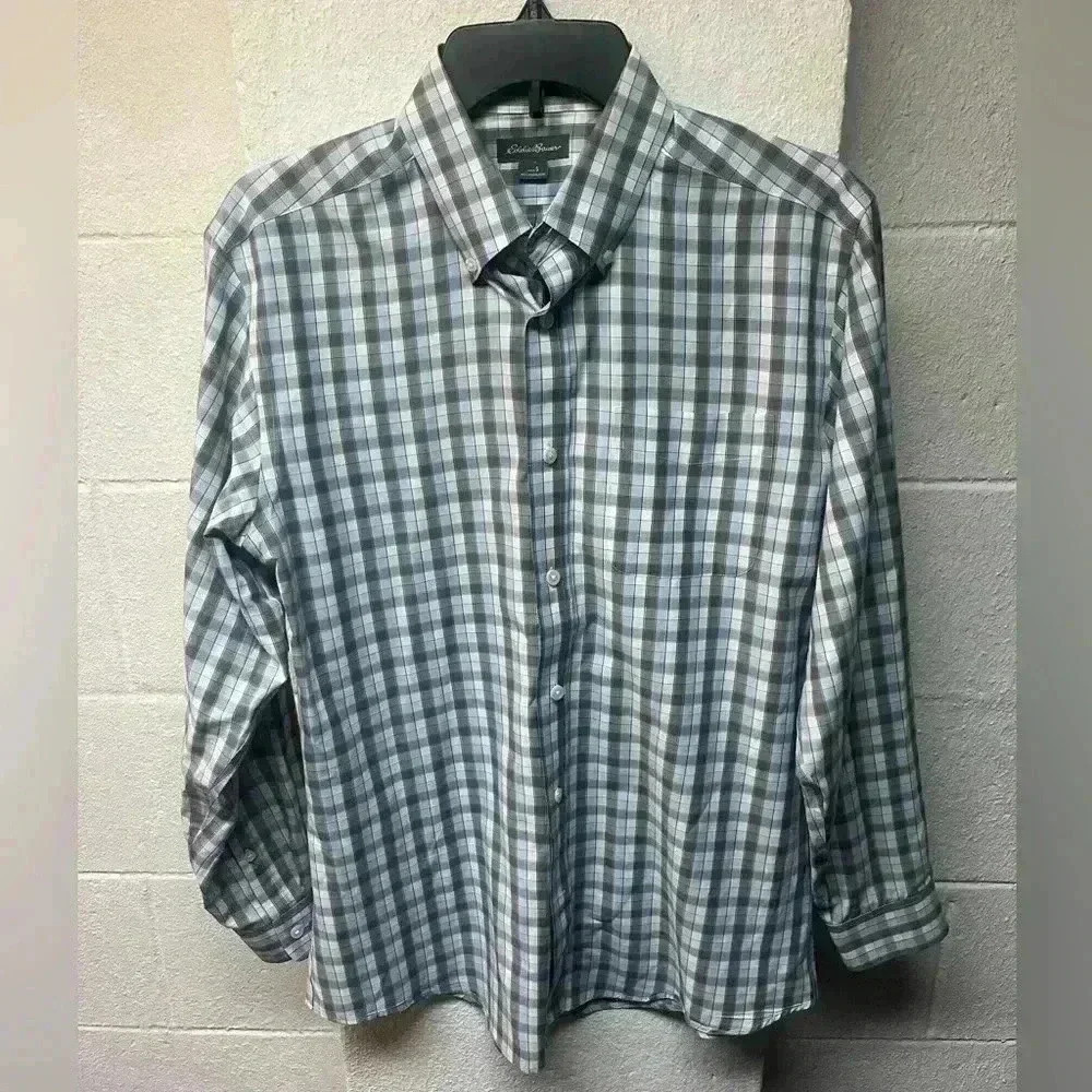 Eddie Bauer dress shirt. Size Small